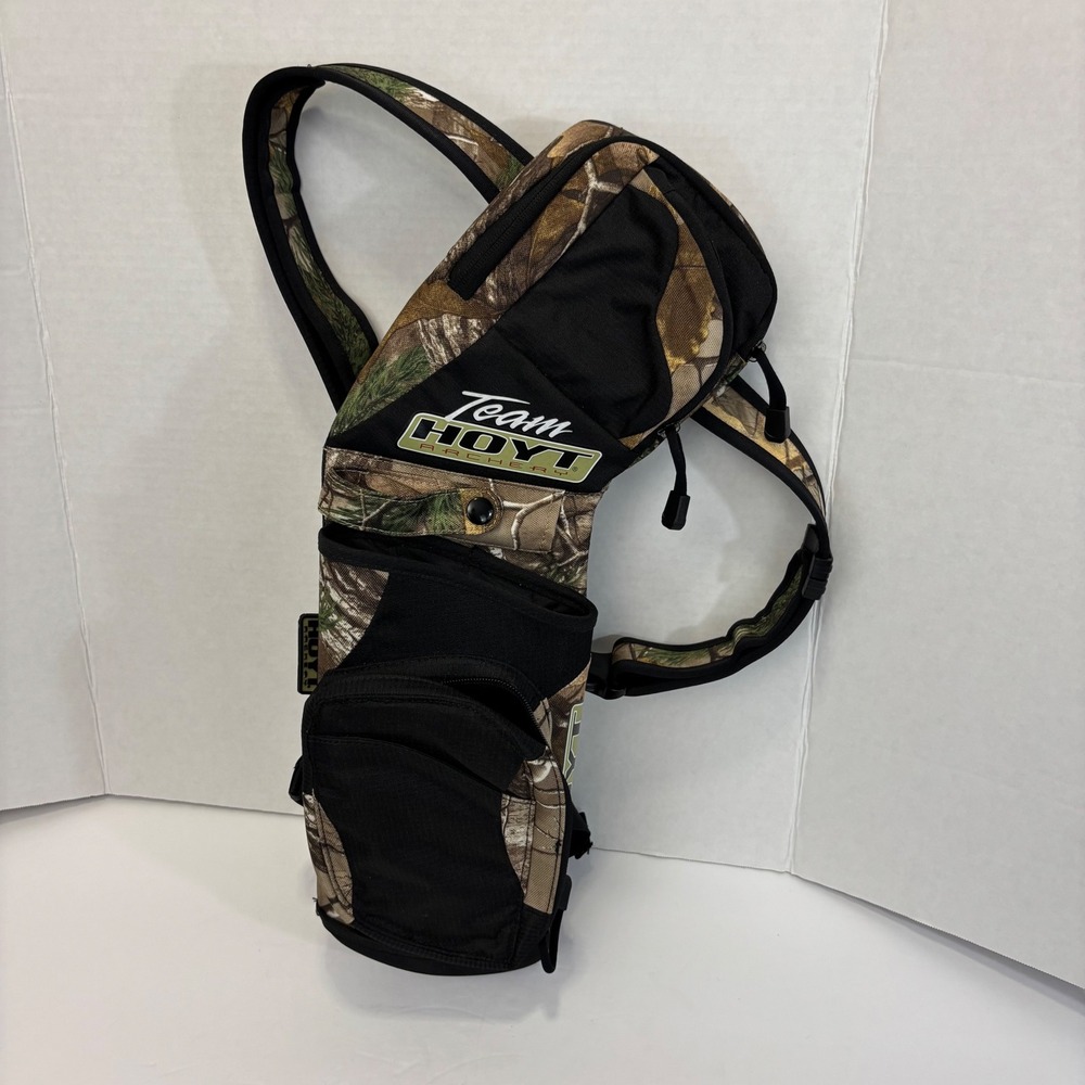 Hoyt Archery Hip Quiver Unisex OS Camo Black Realtree Team Hoyt Padded Belt